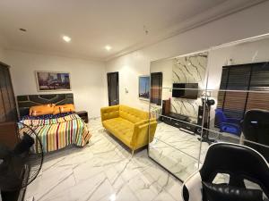 Book a Shortlet Apartment in Surulere - Daily, Weekly & Monthly Stays | Apartments.ng