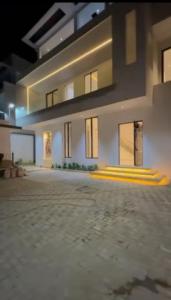 Quick Sale: Ultra-Luxury 6-Bedroom Smart Detached Duplex with Guest Chalet in Maitama, Abuja