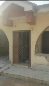 Spacious 4-Bedroom Bungalow with 2-Bedroom BQ for Residential or Office Use – Area 3, Abuja