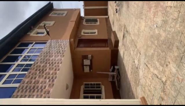 To Let: Clean 2-Bedroom Flat with 2 Toilets & 2 Bathrooms in Command, Lagos