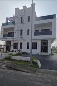 Luxury 5-Bedroom Duplex with Pool & BQ in Cowrie Creek Estate, Lekki