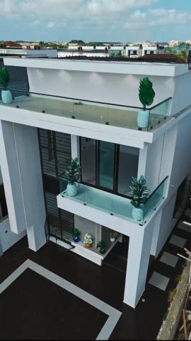 Luxury 5-Bedroom Fully Detached Duplex with Gym, Swimming Pool & BQ for Sale in Ikota, Lekki