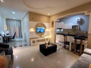 Premium 2-bedroom serviced apartment