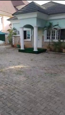 4-Bedroom Commercial Bungalow with 2-Room BQ for Rent in Wuse Zone 7, Abuja