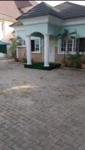 4-Bedroom Commercial Bungalow with 2-Room BQ for Rent in Wuse Zone 7, Abuja