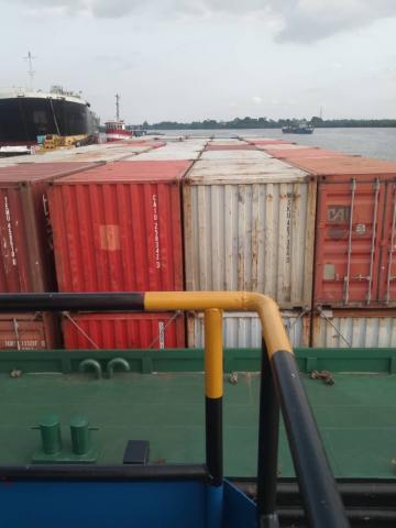 1700 Tons Dumb Barge Available for Hire in Lagos, Nigeria