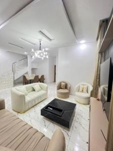 4 Bedroom Duplex (Shortlet)