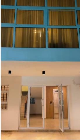 20-Room Fully Furnished Hotel with Rooftop Lounge & Indoor Pool for Sale in Utako/Mabushi, Abuja