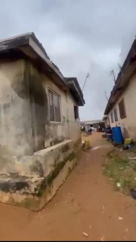 50ft x 120ft Demolishable Property for Sale in Abucon, Lagos – ₦60 Million (Net)