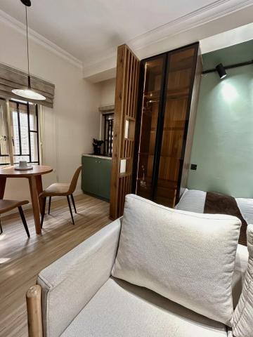 Luxury Short Stay Apartment Rentals