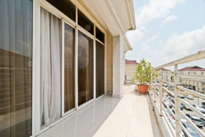 Serviced 2-Bedroom Furnished Apartment with Swimming Pool in Lekki Phase 1
