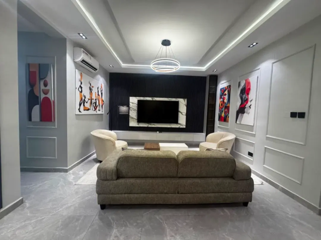 2-Bedroom Furnished Serviced Apartment with Pool & Gym in Seagate Estate, Ikate