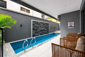 En-Suite Studio Apartment with Pool and Gym in Lekki Phase 1