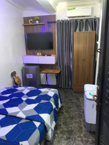 Comfortable Furnished Studio Apartment with Washing Machine in Yaba