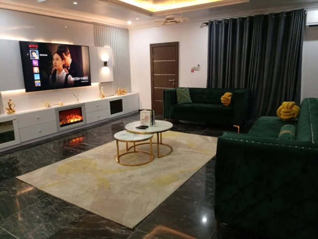 Spacious 1-Bedroom Apartment for Short Let in Ikeja GRA, Lagos