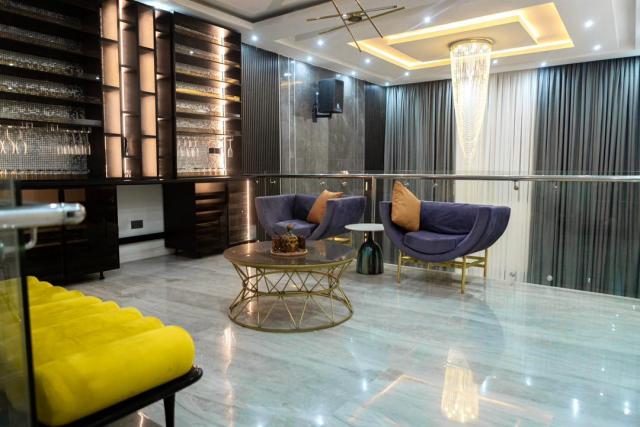 Silken Charcoal I Party Crib in Lekki