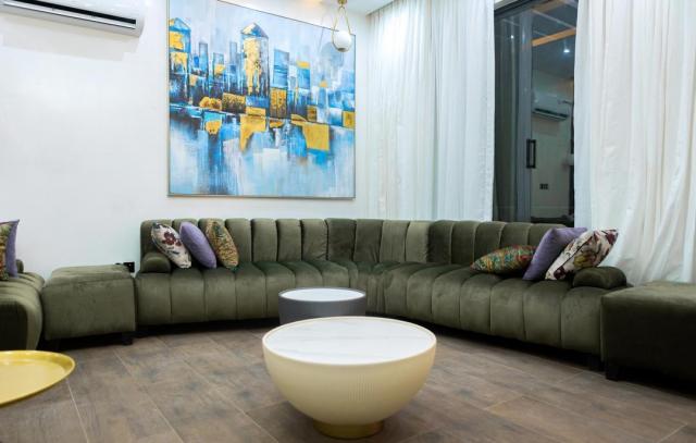 Silken Charcoal I Party Crib in Lekki