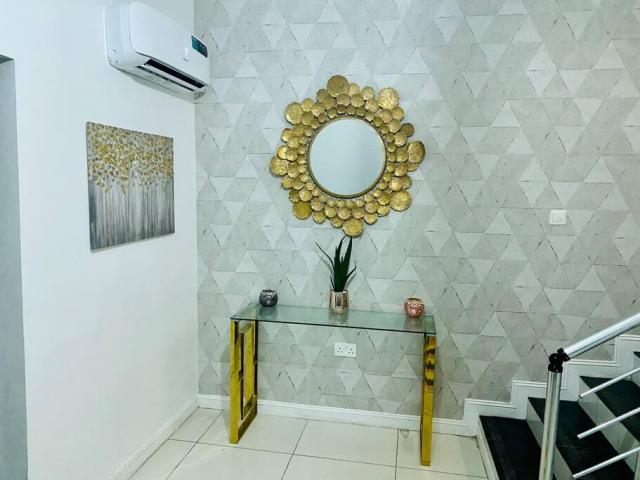 The Stephens 5 Star Short let Apartment in Lekki