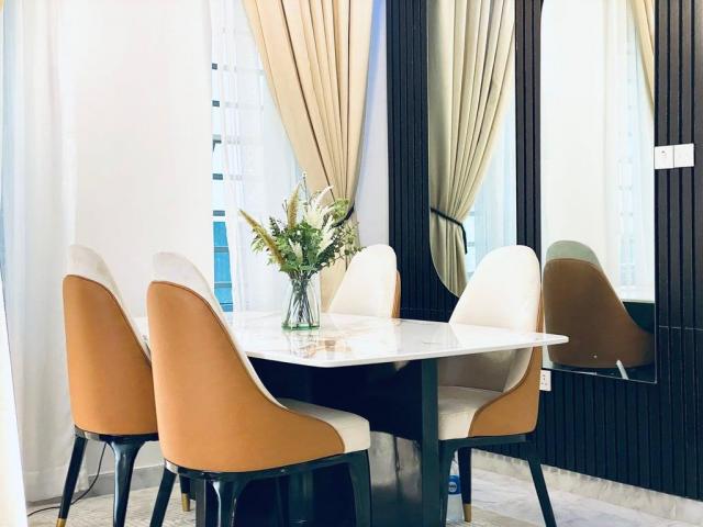 Ador's Luxurious Apartment in Osapa