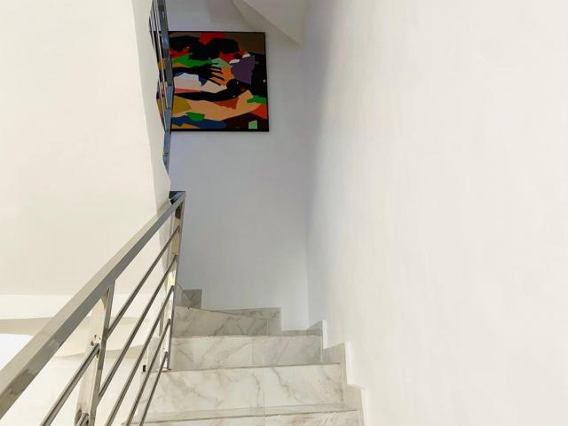 Ador's Luxurious Apartment in Osapa