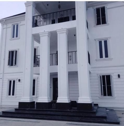 Grand West Apartment 1 in Sangotedo