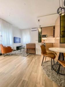 Luxe One Bed Apt | Courtyard Lekki 1