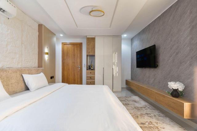3 bedroom Maisonette