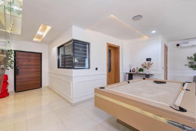 3 bedroom Maisonette