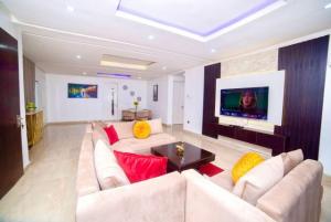 2 bedroom condo, Ikoyi