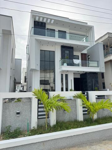 Luxury 5 Bedroom Detached Duplex with Cinema, Pool & BQ in Lekki County, Lekki