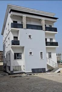Ultra-Luxury 6-Bed Duplex with Pool, Elevator & Apartments – Guzape Abuja ₦1.5B