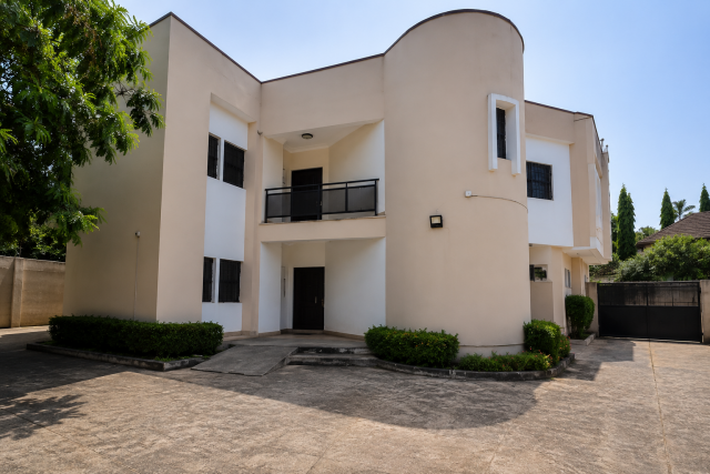 6-Bedroom Detached Duplex with 3-Room BQ for Sale in Asokoro Diplomatic Zone, Abuja