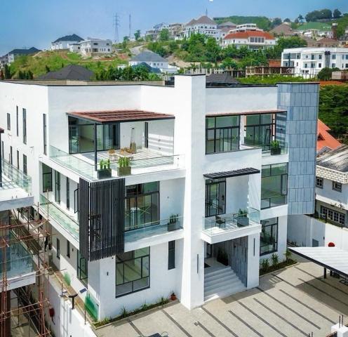 Luxury 8-Bedroom Detached Mansion with Pool, Cinema & Elevator – Asokoro, Abuja